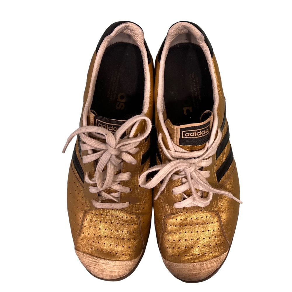 ADIDAS! Gold with black strips. Vintage worn look. SO COOL! size 10 men’s.